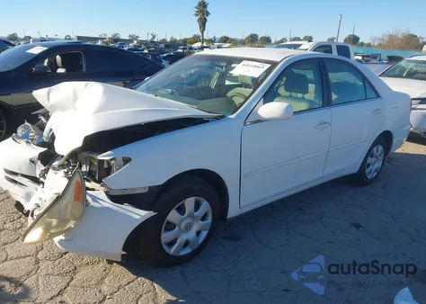 2003 Toyota Camry Le z USA, uszkodzony, nr VIN 4T1BE32K23U123687